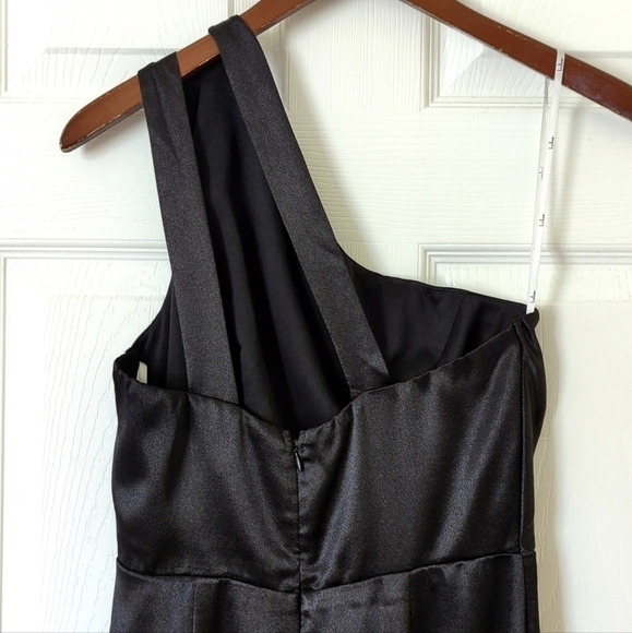 Lulu's On the Guest List Satin One-Shoulder Formal A-Line Maxi Dress Black Small - Picture 13 of 16